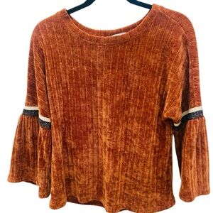 THML Bell Sleeve Top
